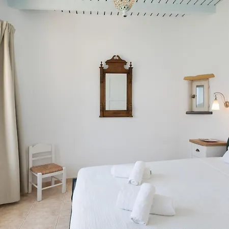 Agios Sostis Dove House بيت للعطل *